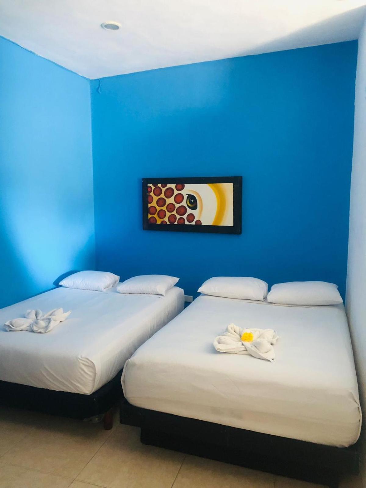 Easy Hotel Playa del Carmen Bagian luar foto
